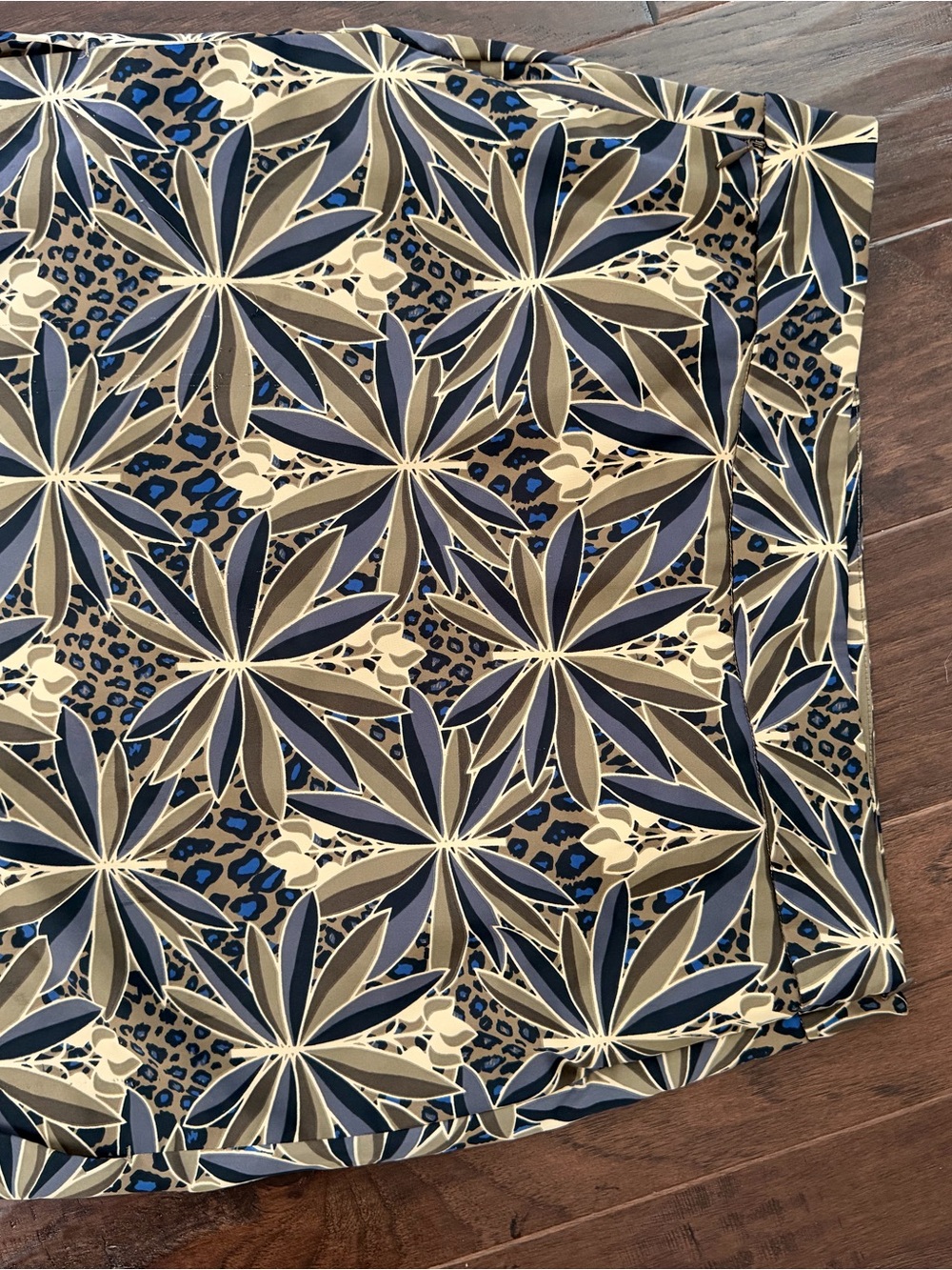 TEHAMA Floral-Geometric Skort in Beige, Navy, and Brown